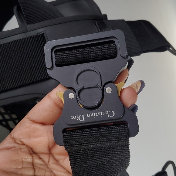 Dior Designer 2019 Black Tactical Harness Vest Sz S Luxury Streetwear - Picture 9 of 14